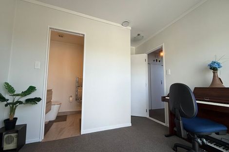 Photo of property in 108 Mountbatten Avenue, Hillcrest, Auckland, 0627