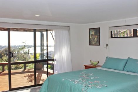 Photo of property in 3 Pine Grove, Tairua, 3508