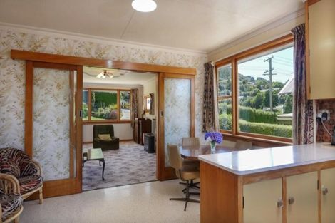 Photo of property in 9 Athol Place, Ravensbourne, Dunedin, 9022