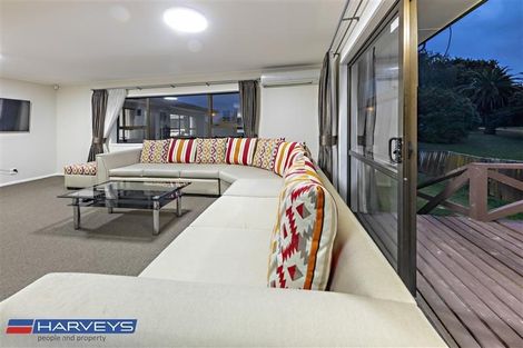 Photo of property in 2/136 Rangitoto Road, Papatoetoe, Auckland, 2025