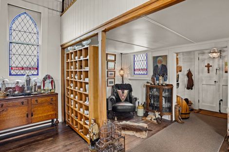 Photo of property in 17 School Road, Clive, 4102