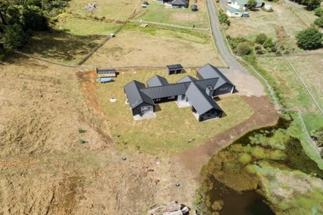 Photo of property in 13 Tari Road, Pukeatua, 3880