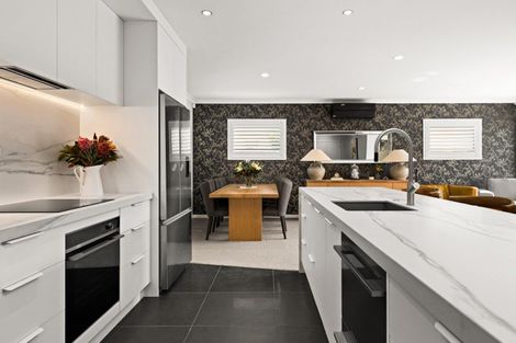 Photo of property in 11 Aoraki Road, Poraiti, Napier, 4112