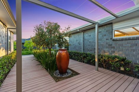 Photo of property in 56 Cassinia Close, Papamoa Beach, Papamoa, 3118
