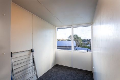 Photo of property in 21 Cumberland Street, Merrilands, New Plymouth, 4312
