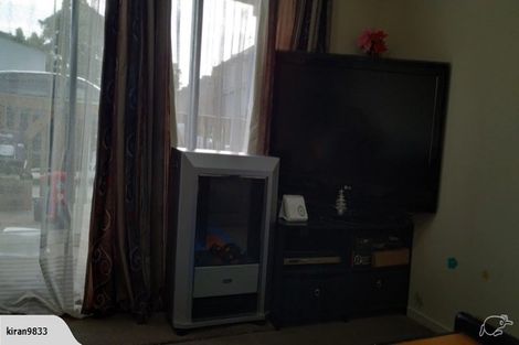 Photo of property in 27b Stott Avenue, Birkdale, Auckland, 0626