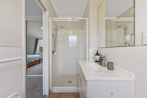 Photo of property in 51 Chapel Road, Flat Bush, Auckland, 2019