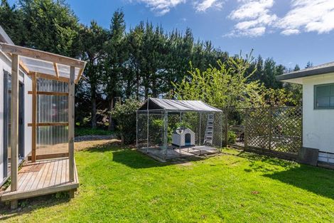 Photo of property in 35 Whelans Road, Levin, 5571