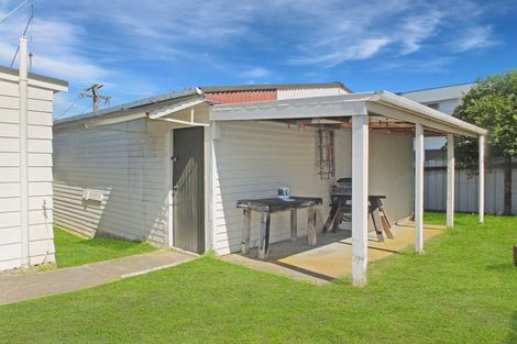 Photo of property in 90 Seabury Avenue, Foxton Beach, Foxton, 4815