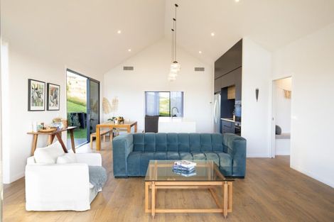 Photo of property in 18 Maataitai Road, Raglan, 3225