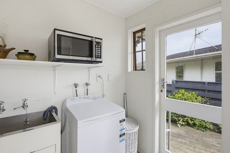 Photo of property in 15a Te Maku Grove, Waikanae, 5036