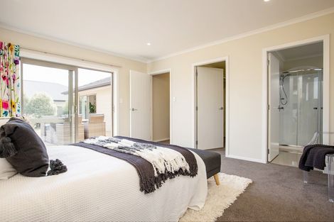 Photo of property in 5 Austin Reid Avenue, Carterton, 5713