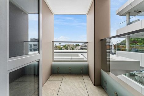 Photo of property in 36 Victoria Road, Mount Maunganui, 3116