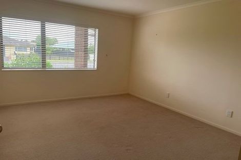 Photo of property in 16 Drumfearn Place, Rototuna, Hamilton, 3210