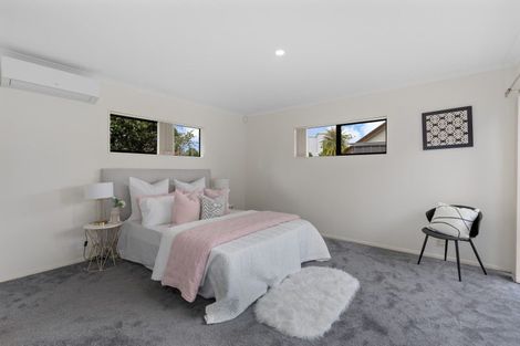 Photo of property in 18 Fendalton Drive, Rototuna, Hamilton, 3210