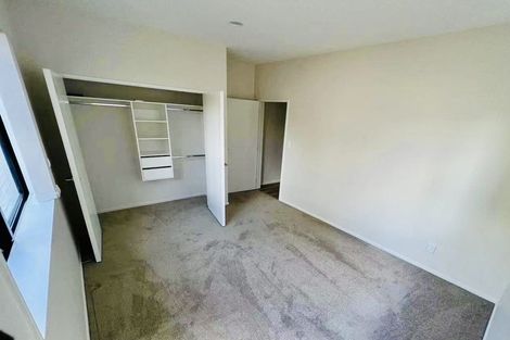 Photo of property in 4 Wyon Way, Flat Bush, Auckland, 2016