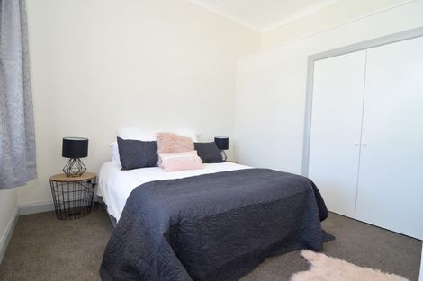 Photo of property in 25 Kent Street, Carterton, 5713