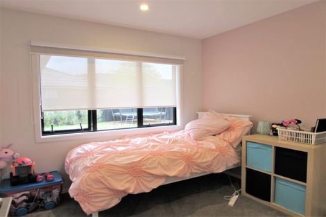 Photo of property in 5 Don Griffin Grove, Trentham, Upper Hutt, 5018