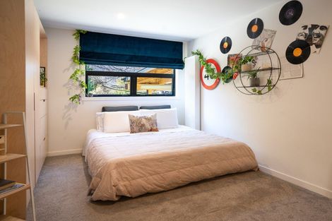 Photo of property in 10 Preston Drive, Arrowtown, 9302