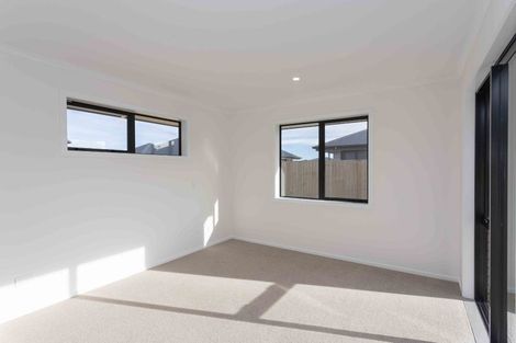 Photo of property in 49 Woodville Street, Edgeware, Christchurch, 8013