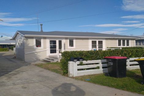Photo of property in 53a Queen Road, Bellevue, Tauranga, 3110