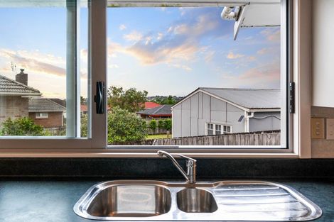 Photo of property in 120a Taylor Street, Blockhouse Bay, Auckland, 0600