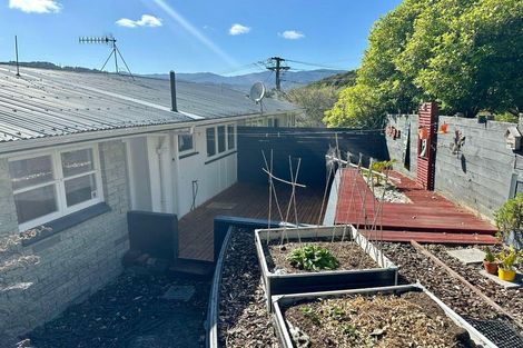 Photo of property in 2/26 Puriri Street, Wainuiomata, Lower Hutt, 5014