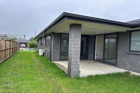 Photo of property in 11 Tauroa Drive, Tuakau, 2121