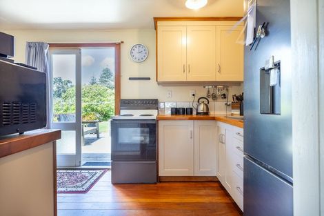 Photo of property in 23 Kelly Street, Baylys Beach, Dargaville, 0377