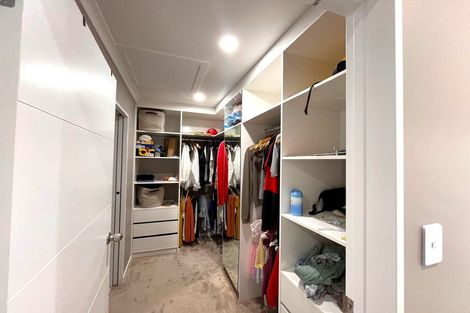 Photo of property in 58a De Quincey Terrace, Highland Park, Auckland, 2010