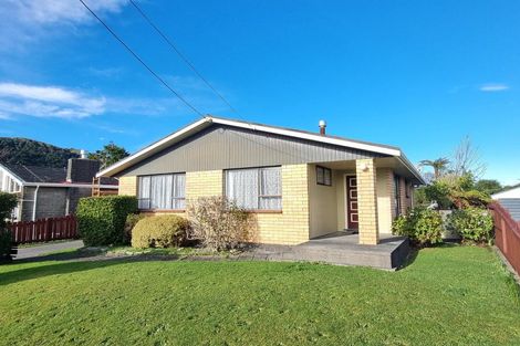 Photo of property in 8 Dupre Place, Cobden, Greymouth, 7802