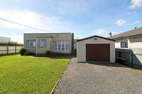 Photo of property in 11 Linklater Avenue, Foxton Beach, Foxton, 4815