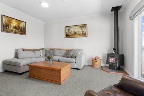 Photo of property in 137 Going Road, Ruatangata West, Kamo, 0185