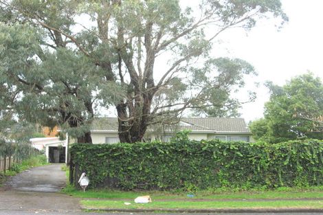 Photo of property in 21 Fiesta Drive, Half Moon Bay, Auckland, 2012