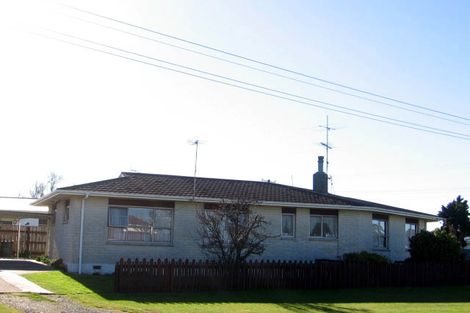 Photo of property in 35 William Benton Street, Featherston, 5710