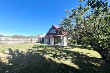 Photo of property in 29 Momorangi Crescent, Redwood, Christchurch, 8051