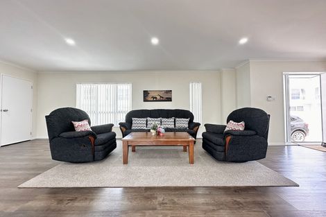 Photo of property in 169a Russell Road, Manurewa, Auckland, 2102