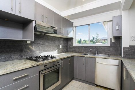 Photo of property in 1/64 Parker Avenue, Titirangi, Auckland, 0604