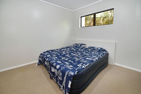 Photo of property in 36 Surf Road, Stanmore Bay, Whangaparaoa, 0932