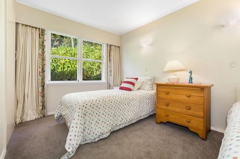 Photo of property in 4 Wilmshurst Place, Tawa, Wellington, 5028