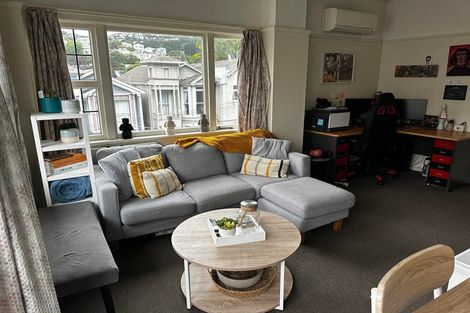 Photo of property in Elms Court Flats, 8/367 The Terrace, Te Aro, Wellington, 6011