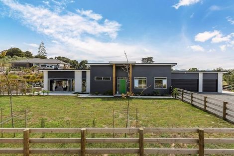 Photo of property in 990 Kaipara Flats Road, Kaipara Flats, Warkworth, 0984