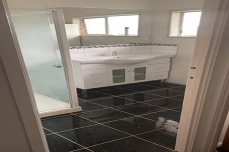 Photo of property in 1 Royal Road, Massey, Auckland, 0614