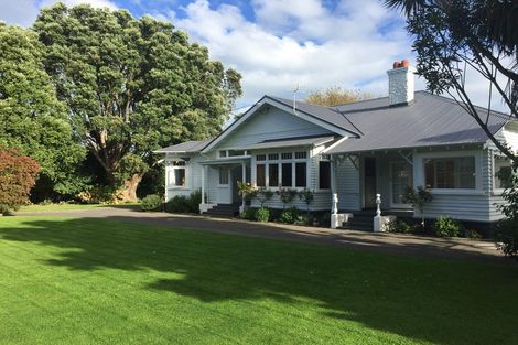 Photo of property in 16 Fairfield Road, Hawera, 4610