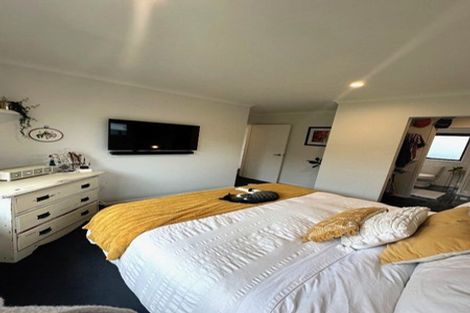 Photo of property in 3 Riverboat Lane, Helensville, 0800