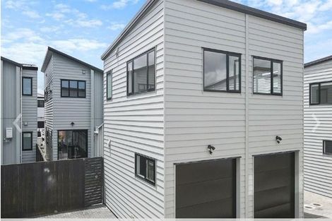 Photo of property in 99a Grove Road, Papakura, 2110