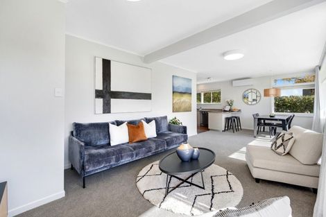 Photo of property in 41 Seymour Road, Mellons Bay, Auckland, 2014
