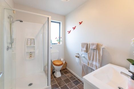 Photo of property in 16 Clinton Lane, Woolston, Christchurch, 8062