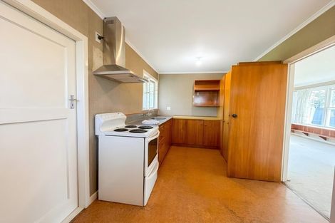 Photo of property in 172 Beach Road, Campbells Bay, Auckland, 0630