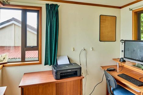 Photo of property in 16 Moana Road, Plimmerton, Porirua, 5026